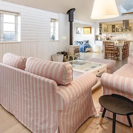 Two-bedroom Holiday In * Kalundborg